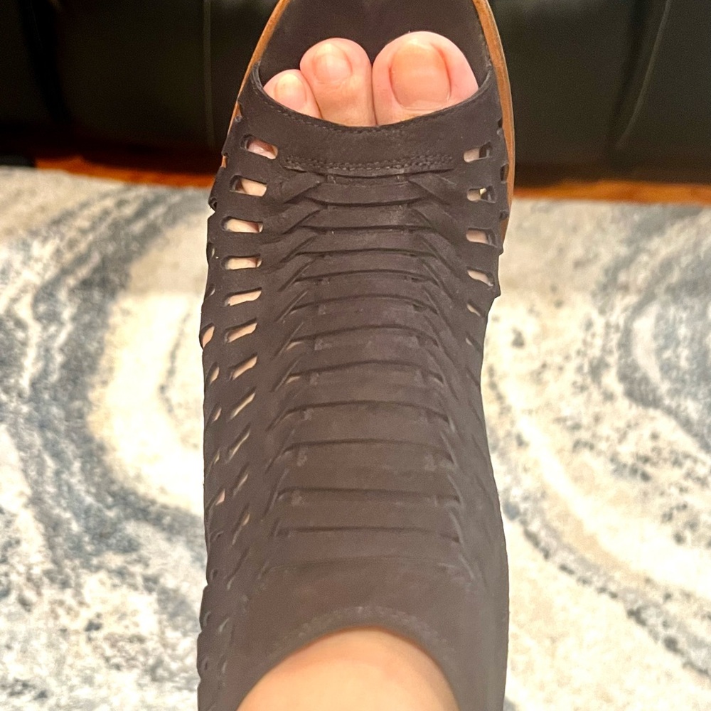 Paul Green heels, size 5.5 black